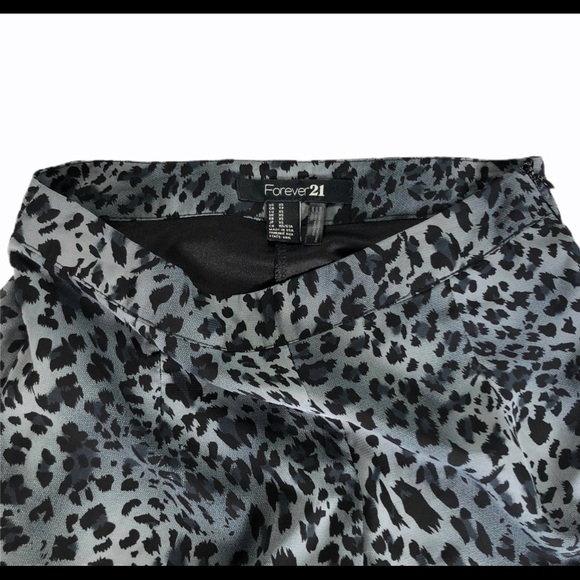 Forever 21 Animal Print Palazzo Pants, Size XS - Picture 4 of 5